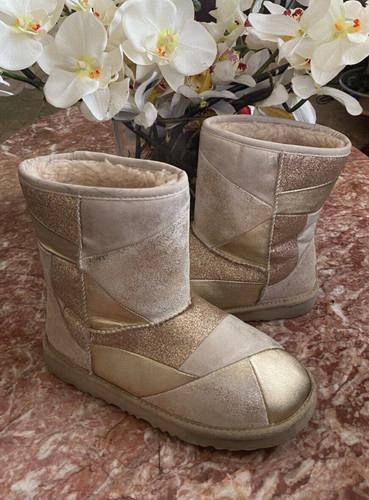 Ugg classic short - ugg, ii