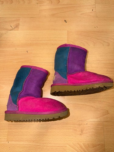 Ugg toddler classic short - toddler,